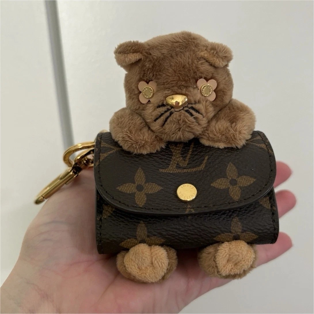 Louis Vuitton Monogram Plush Cat Charm Keychain / AirPod case thumbnail 1
