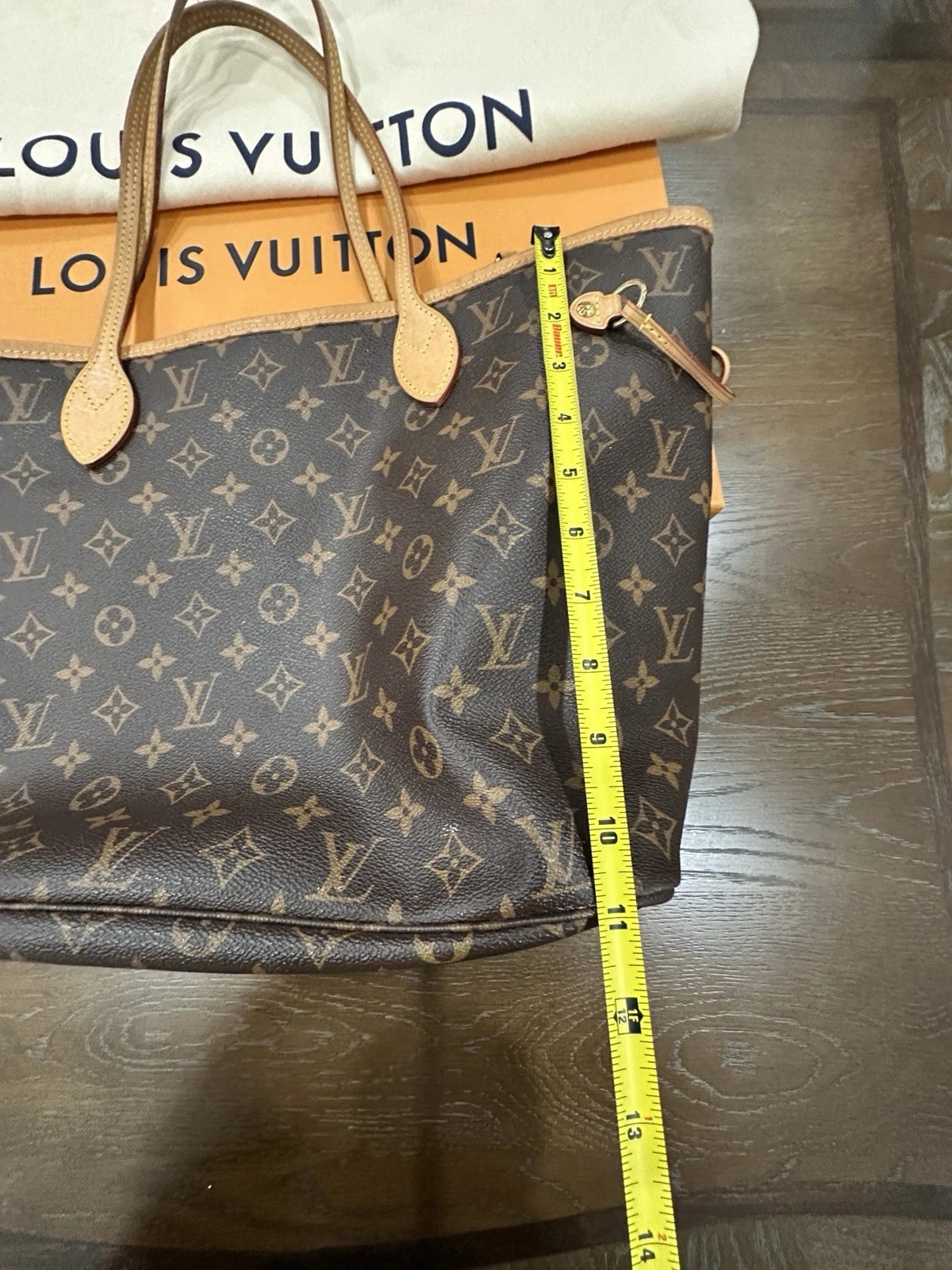 Louis Vuitton Neverfull Tote MM Brown Canvas Monogram thumbnail 5