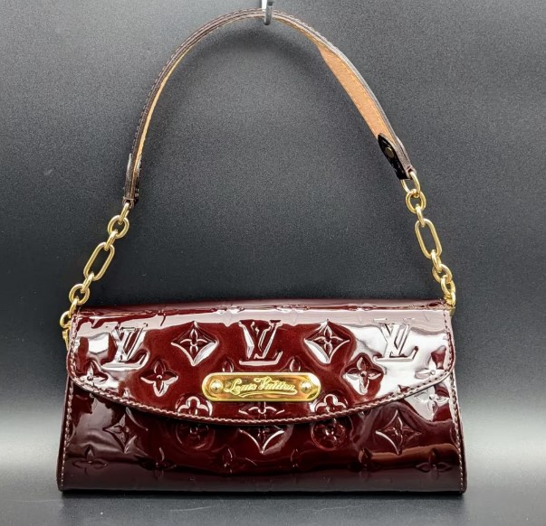 Louis Vuitton Pochette Sunset Boulevard – Women’s Luxury Bag thumbnail 1