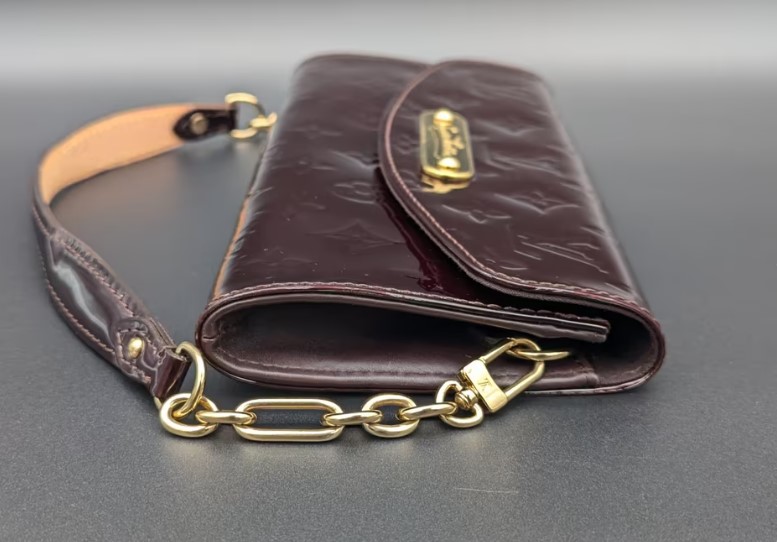 Louis Vuitton Pochette Sunset Boulevard – Women’s Luxury Bag thumbnail 4