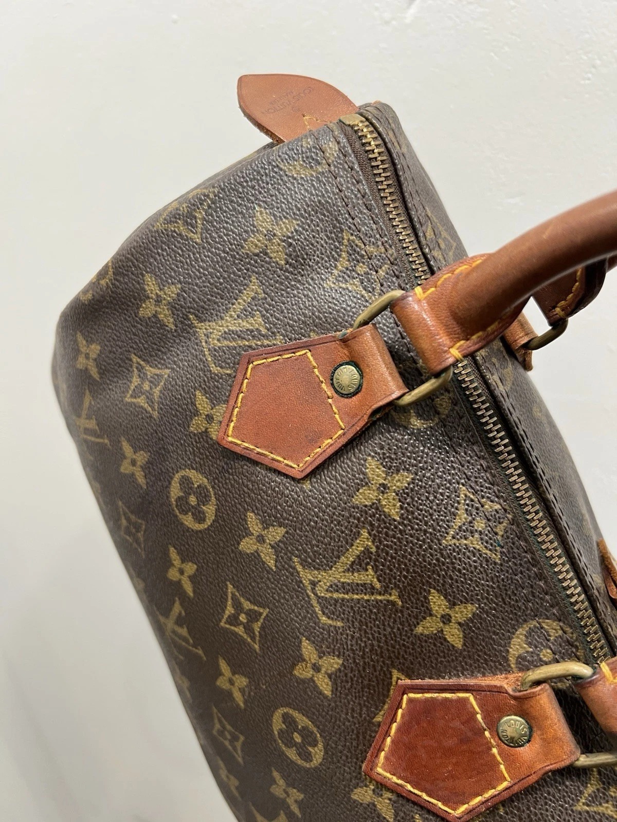 LOUIS VUITTON Speedy 25 Monogram Shoulder Hand Bag thumbnail 4