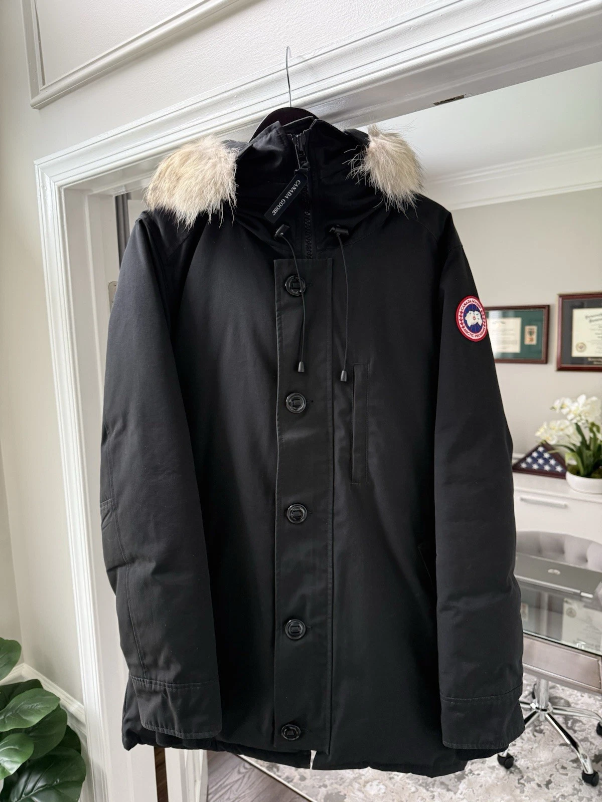 Men's Canada Goose Chateau Parka Black Down Jacket Hooded Size Large