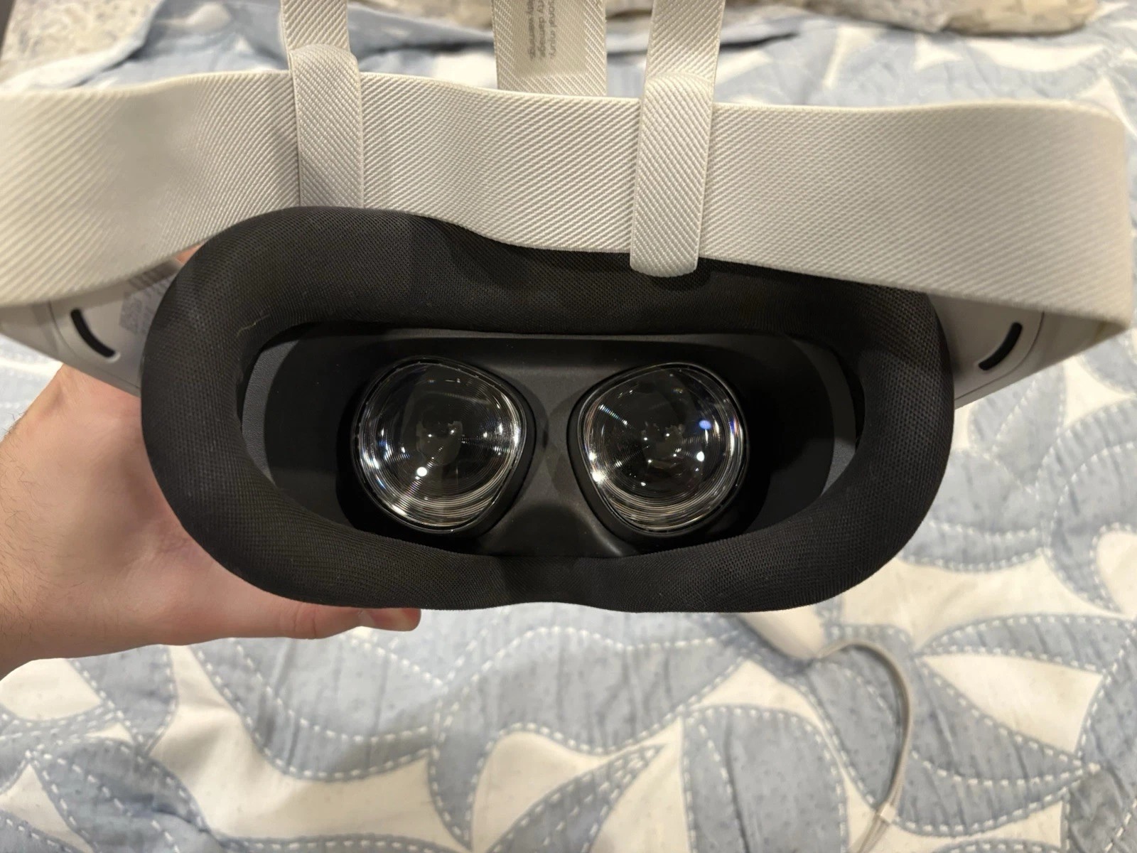 Meta Quest 3S All-in-One Headset 128GB thumbnail 3