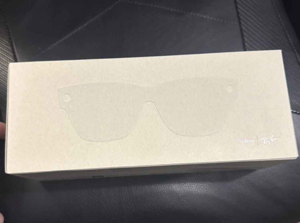 Meta Ray-Ban Display Standard Neural Band Size 2 Brand New In Box