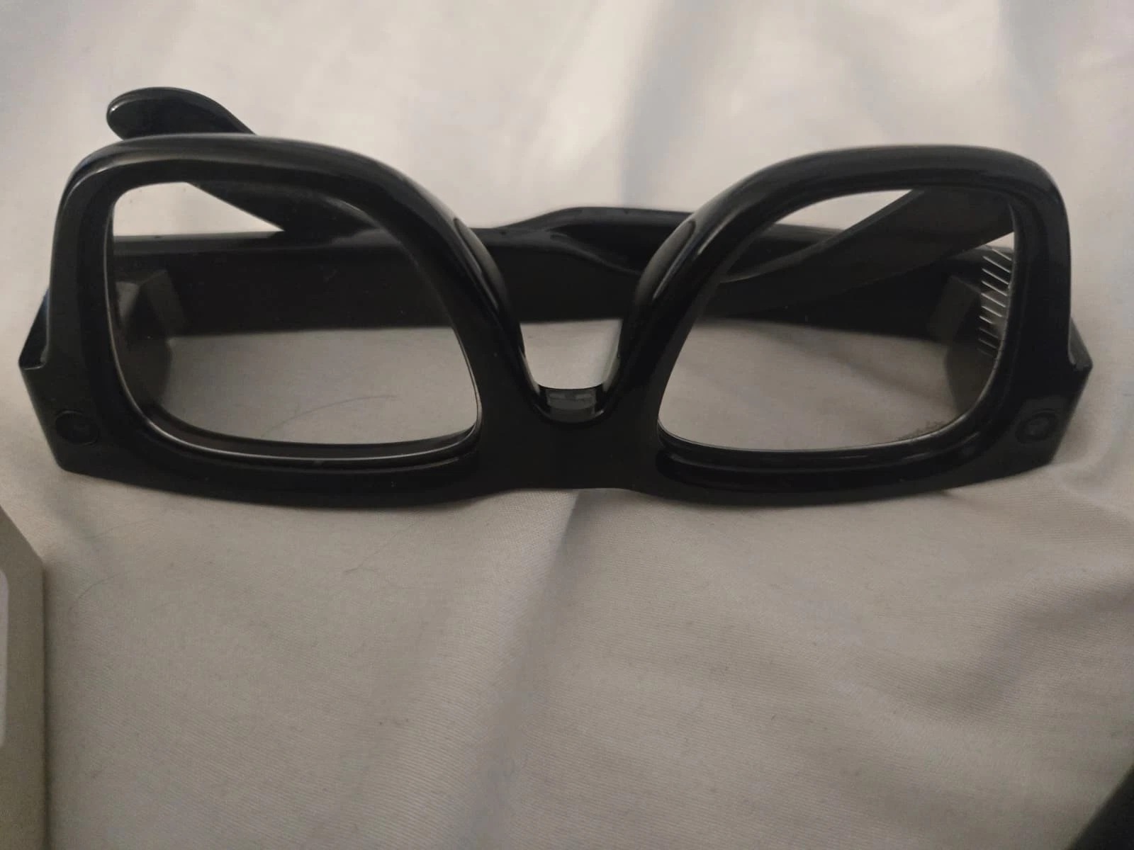 Meta Ray-Ban Smart Display Glasses – Interactive Wearable Tech thumbnail 6