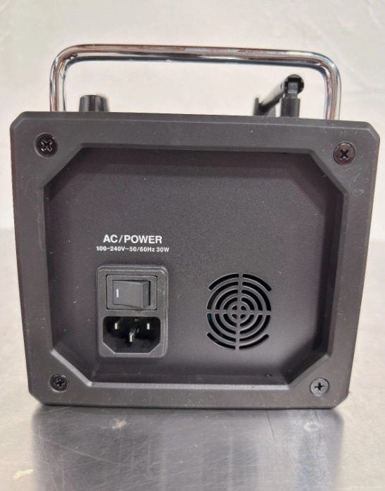 Midas MR18 18-Input Digital Mixer for Tablets w/ Wi-Fi & USB Recorder thumbnail 6