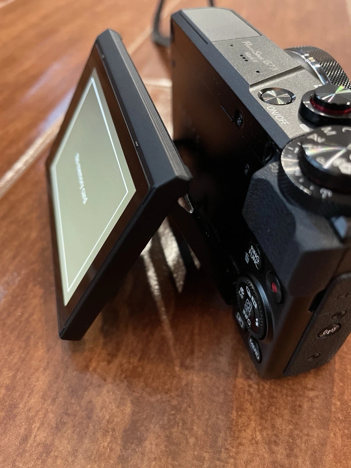 [MINT] Canon PowerShot G7 X Mark II – Case & Tripod Included thumbnail 9