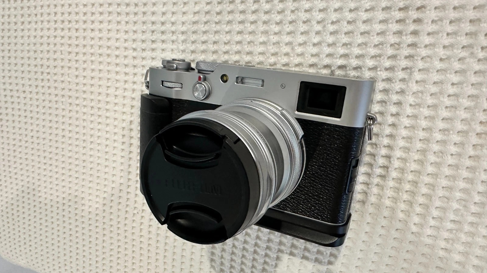 [Mint] Fujifilm X100V 26.1MP Fuji Camera Silver w/Box thumbnail 4