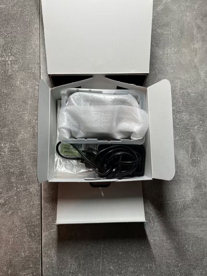 New Canon PowerShot G7 X Mark III Black + Accessory Pack thumbnail 8