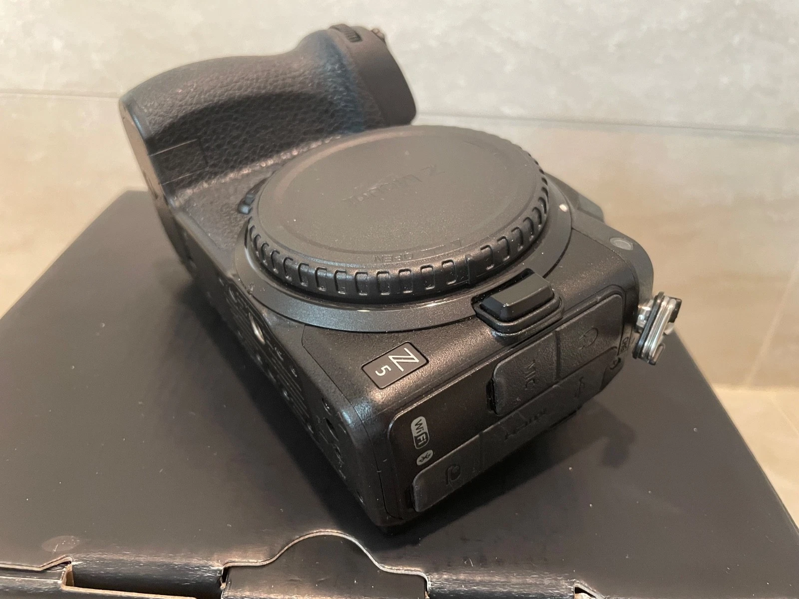 Nikon Z5 Mirrorless Digital Camera Body 24.5MP S Count 1910 Mint thumbnail 9