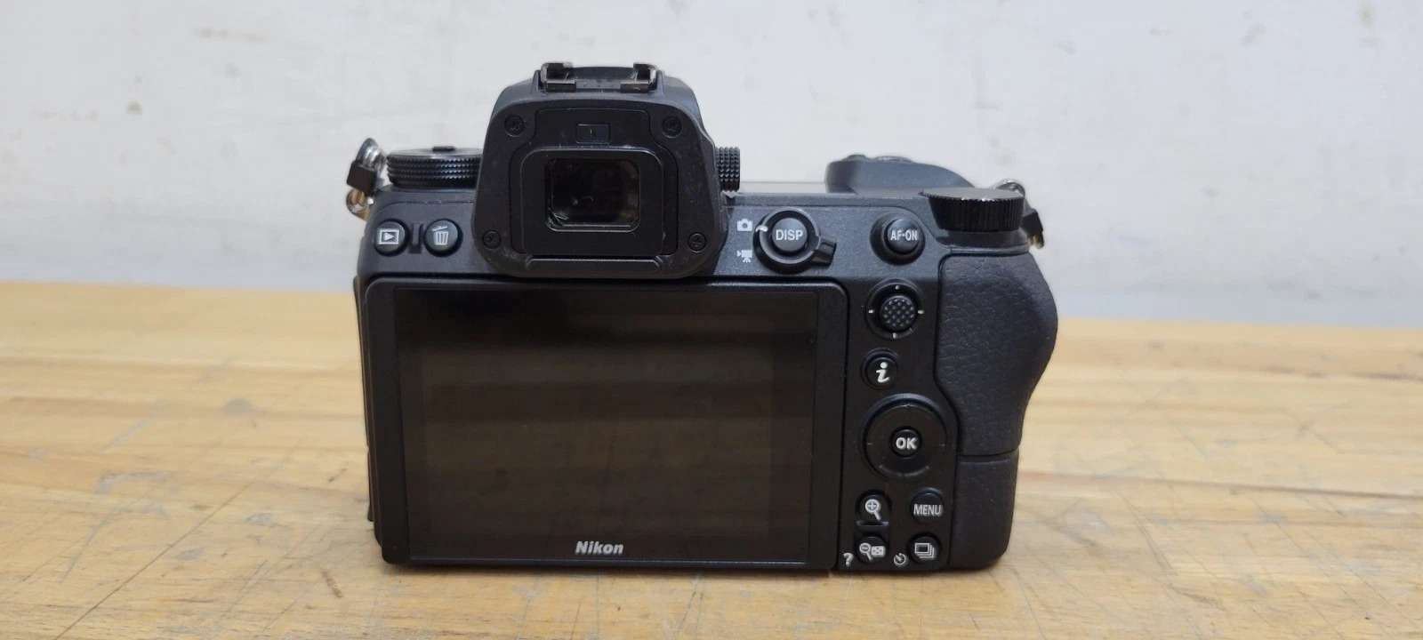 Nikon Z6 – 24.5MP Full-Frame Mirrorless Camera | Body Only | Used thumbnail 3