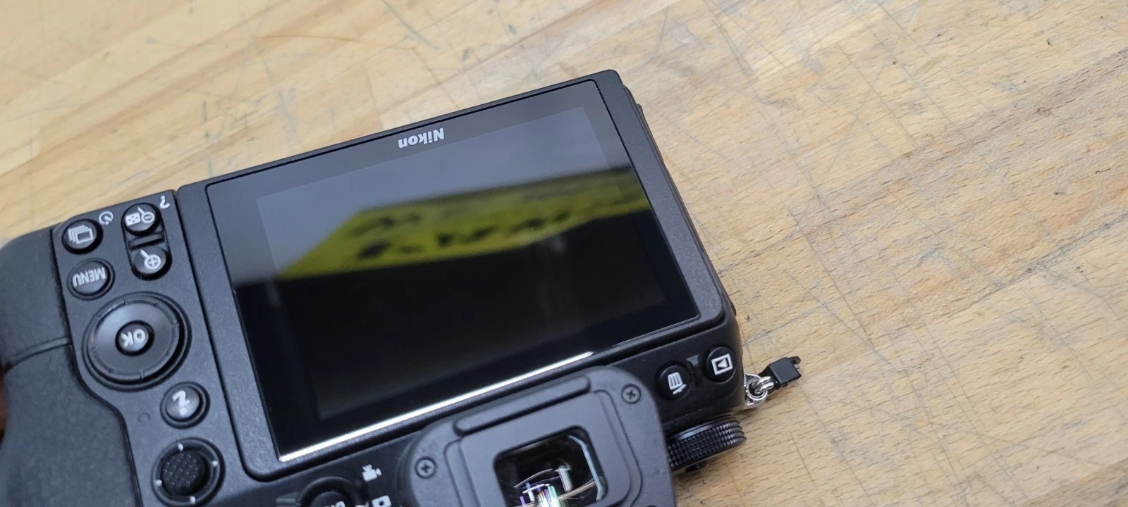 Nikon Z6 – 24.5MP Full-Frame Mirrorless Camera | Body Only | Used thumbnail 4