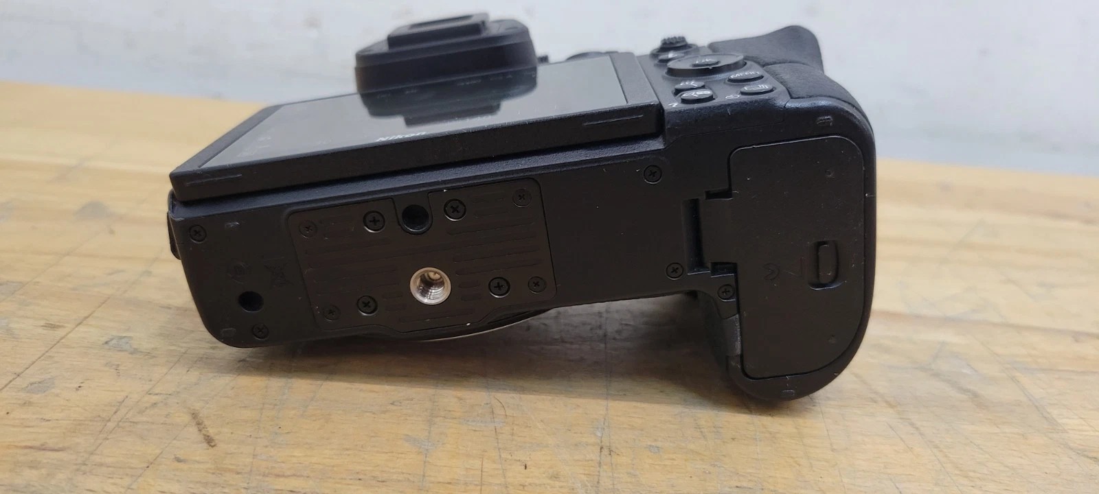 Nikon Z6 – 24.5MP Full-Frame Mirrorless Camera | Body Only | Used thumbnail 9