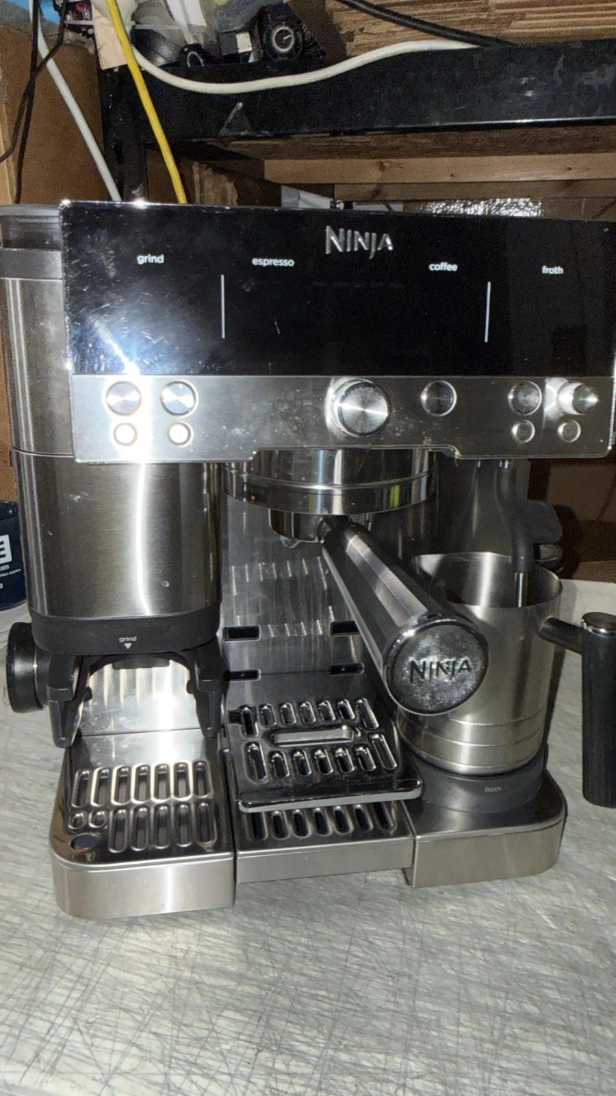 Ninja Luxe Café Premier Series Espresso Machine 3-in-1 All In One ES601 thumbnail 4