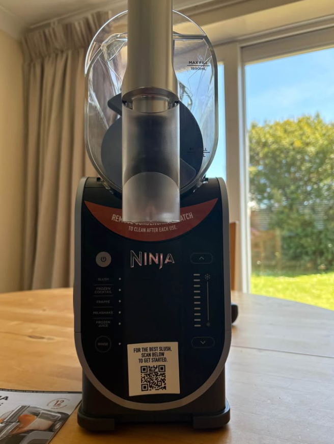 Ninja Slushi Machine With Box Frozen Drink Maker thumbnail 4