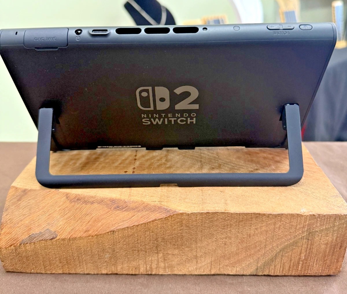 Nintendo Switch 2 Console with Charger Dock & Joy Grip in fabulous condition thumbnail 6
