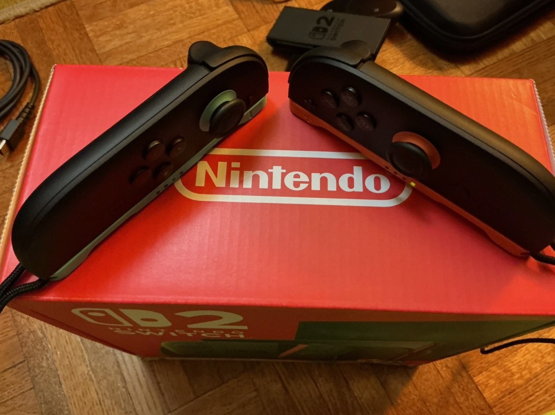 nintendo-switch-2-gaming-system-bonus-accessories thumbnail 8