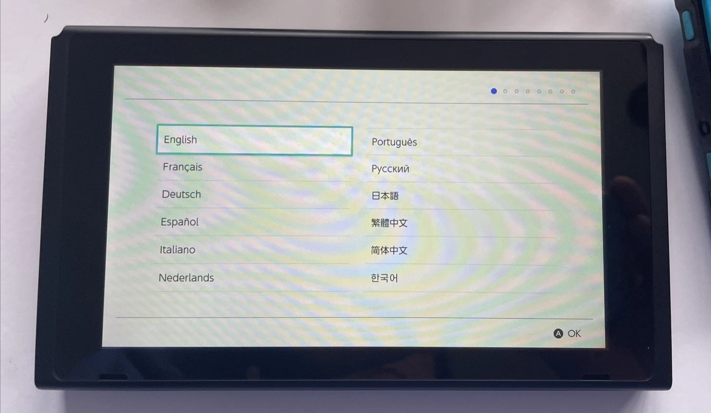 Nintendo Switch v2- 32GB HAC-001 Console with Dock, Charger, Red/Blue Joy-Cons thumbnail 2