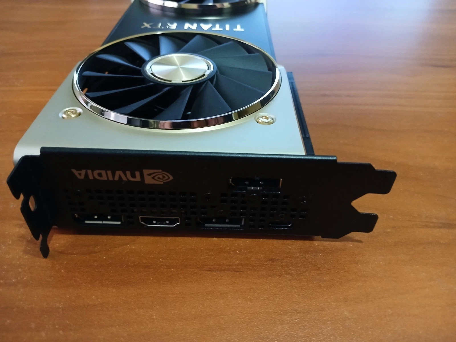 Share Nvidia RTX Titan RTX 24GB GDDR6 Graphics Card GPU PC Used thumbnail 3