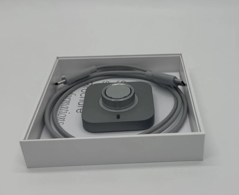 Oura Ring Gen 4 - Silver - Size 9 thumbnail 1