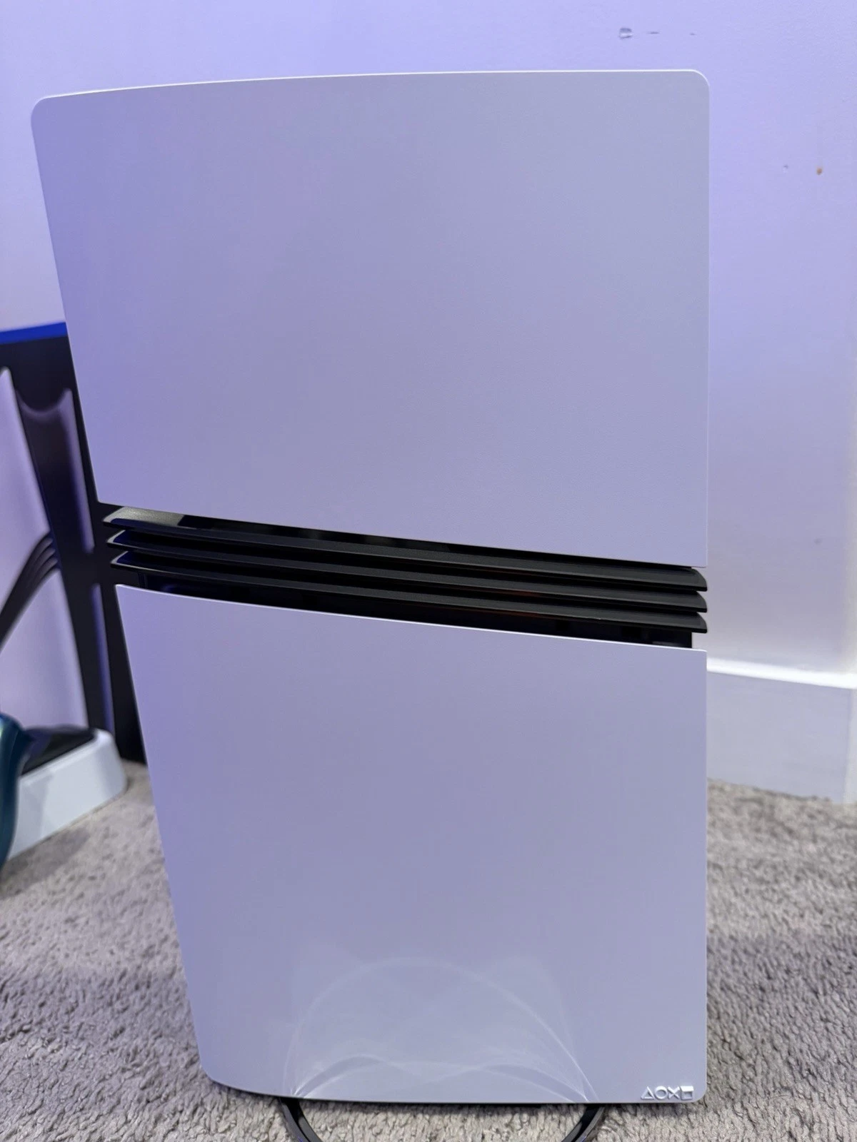 playstation-5-pro-console-disc-free slug this thumbnail 4