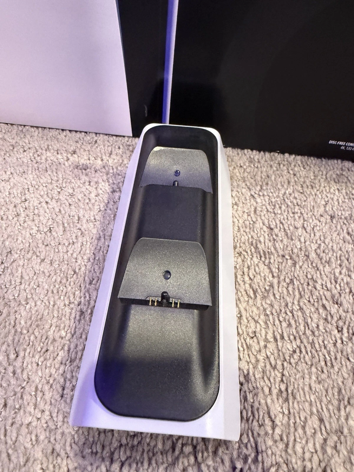 playstation-5-pro-console-disc-free slug this thumbnail 9