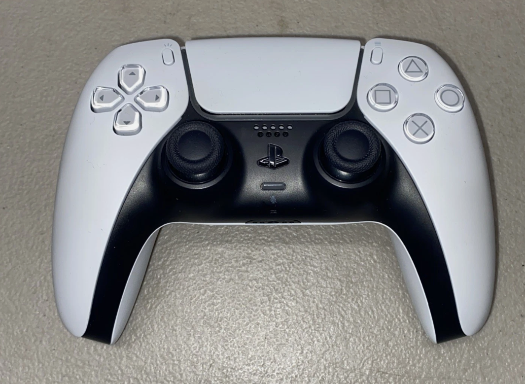 PlayStation 5 Slim Digital Edition 1TB Console System – White (Sony CFI-2015) thumbnail 15