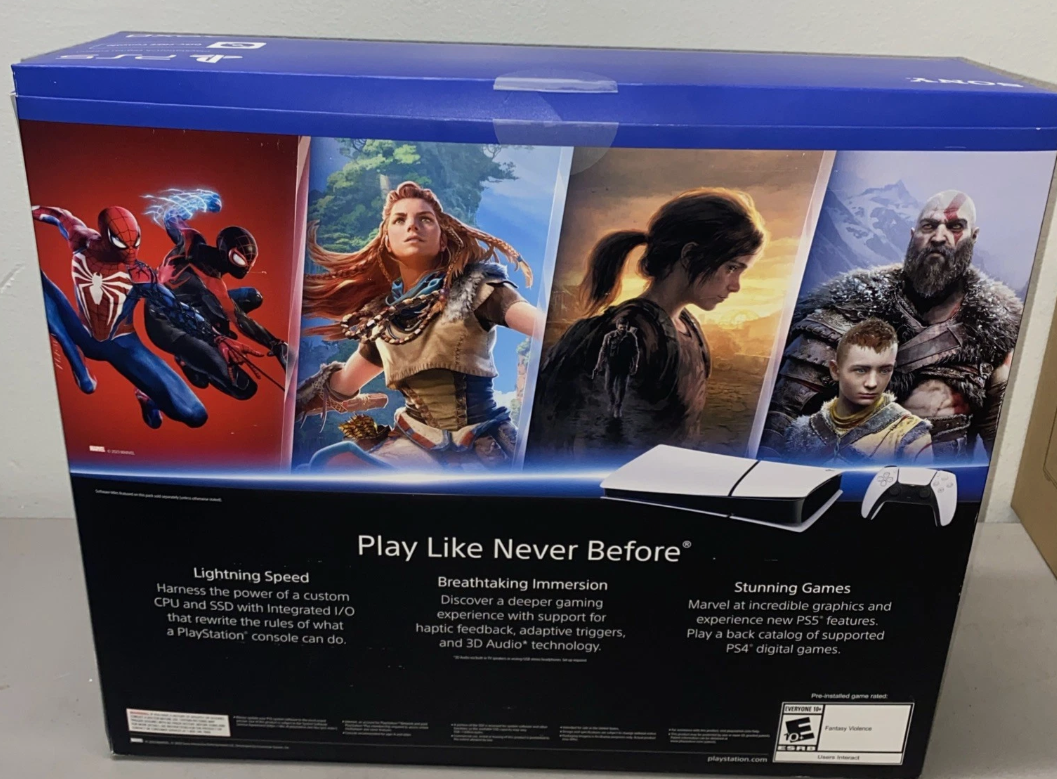 PlayStation 5 Slim Digital Edition 1TB Console System – White (Sony CFI-2015) thumbnail 9