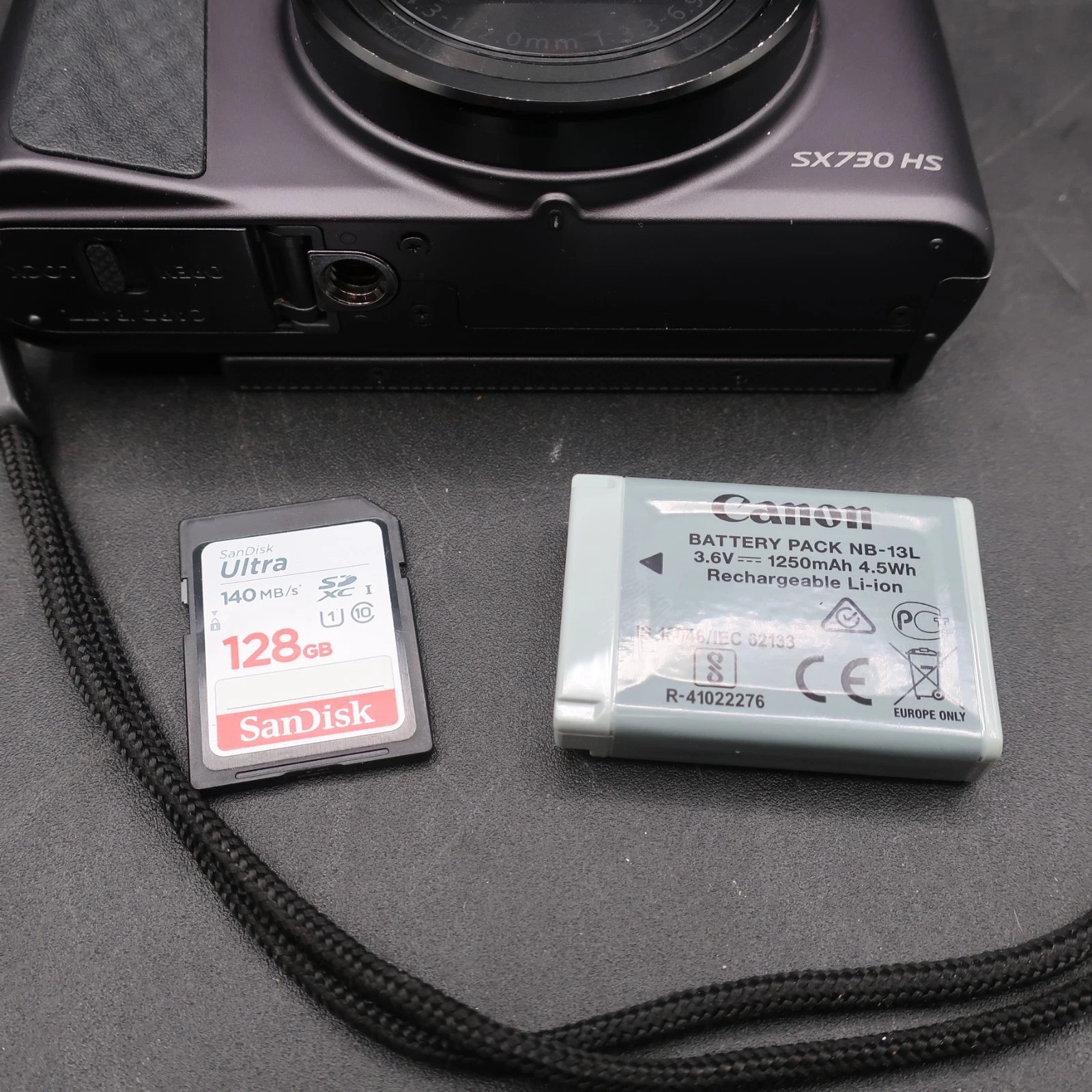 Canon PowerShot SX730 HS Digital Camera 20.3 MP W/40x Optical Zoom & 3" Tilt LCD thumbnail 3