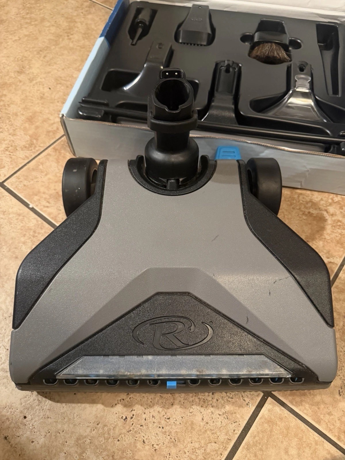 Rainbow SRX Vacuum w/attachments thumbnail 2