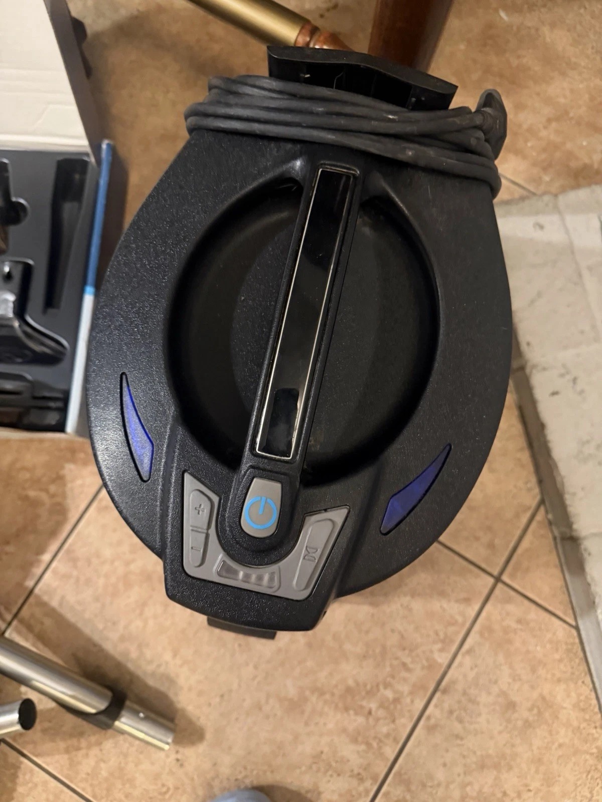 Rainbow SRX Vacuum w/attachments thumbnail 9