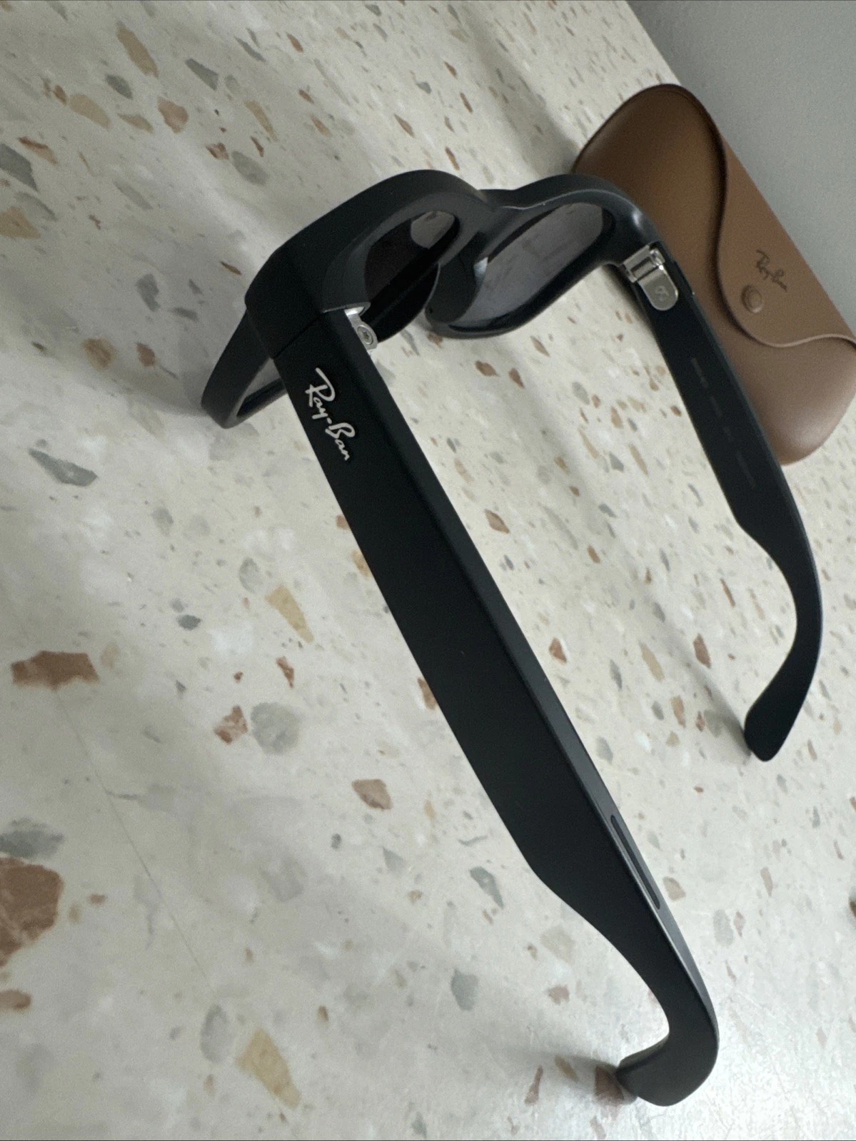 Ray-Ban Meta (2nd)Gen Wayfarer, Matte Black Smart Glasses Polarized gray lenses thumbnail 6