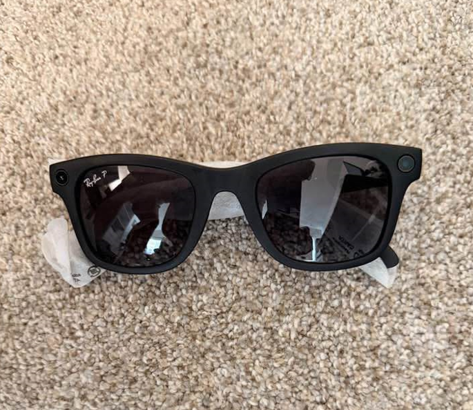 Ray-Ban Meta Wayfarer Gen 1 RW4006 – Matte Black Smart Glasses thumbnail 3