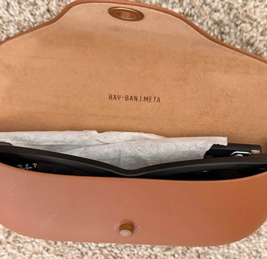 Ray-Ban Meta Wayfarer Gen 1 RW4006 – Matte Black Smart Glasses thumbnail 5