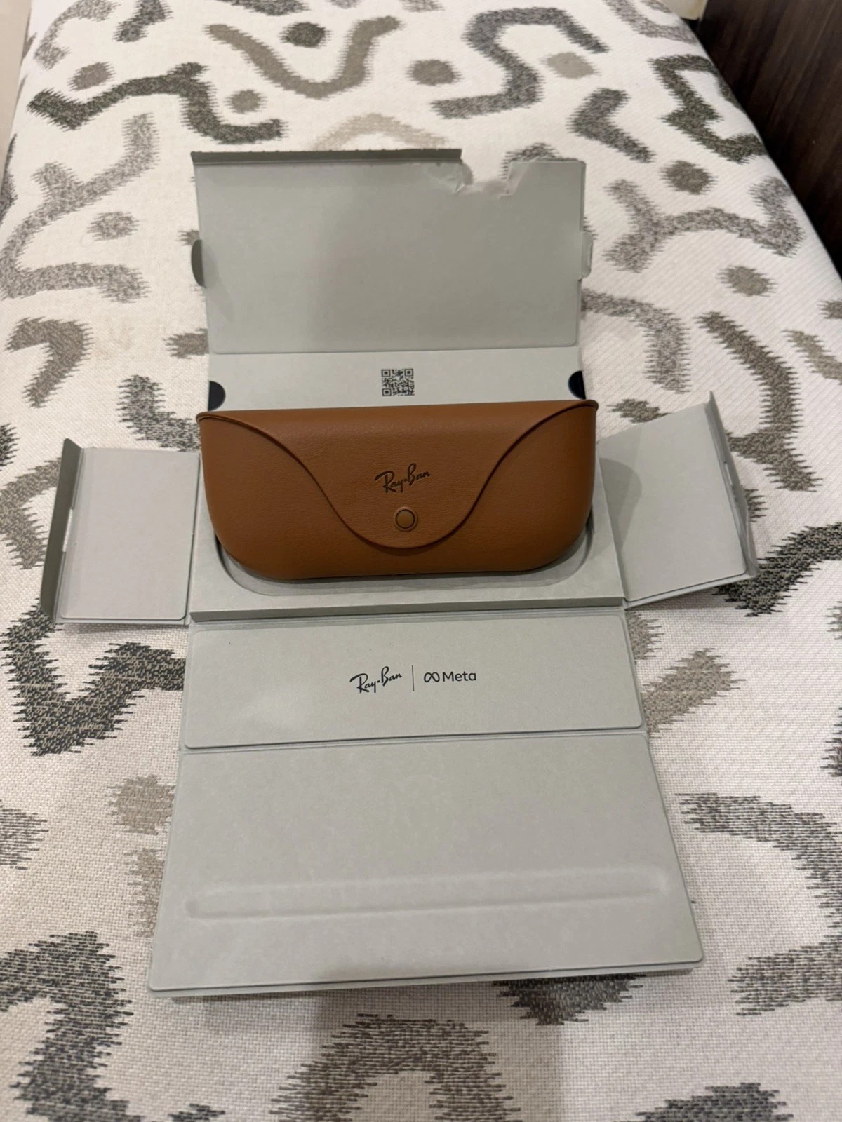 Ray-Ban meta Wayfarer Gen 2 L thumbnail 2