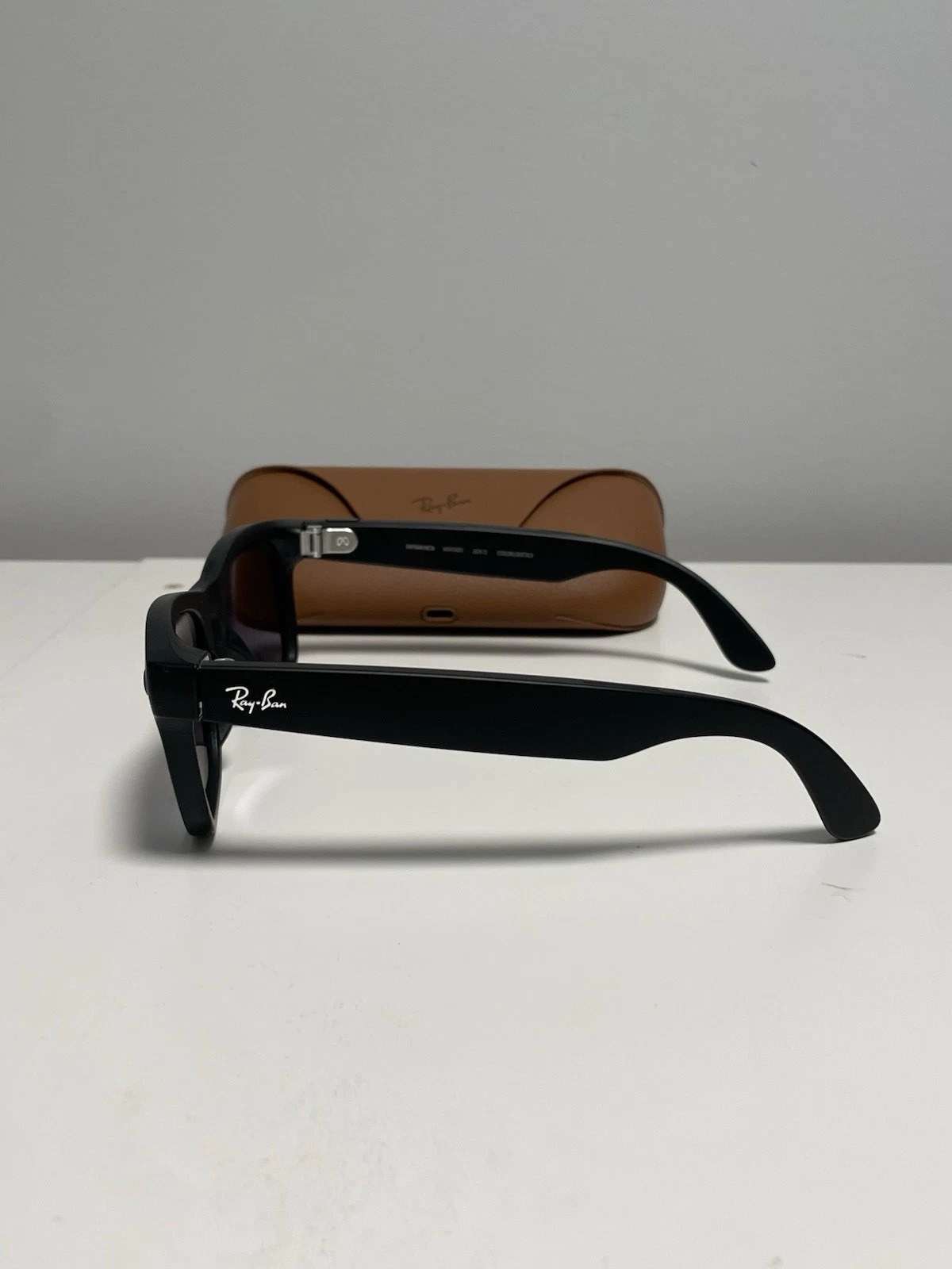 Ray-Ban Meta Wayfarer (Gen 2) (RW4012) thumbnail 2