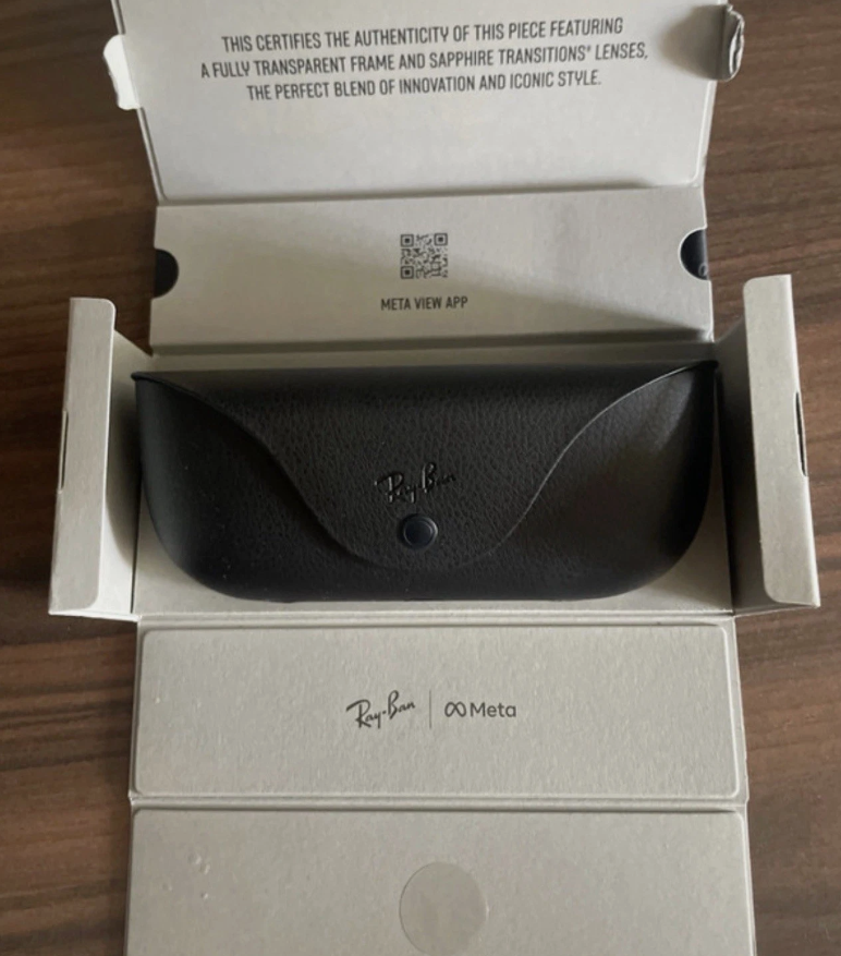 Ray-Ban Meta Wayfarer `Limited Edition Transparent´ thumbnail 2