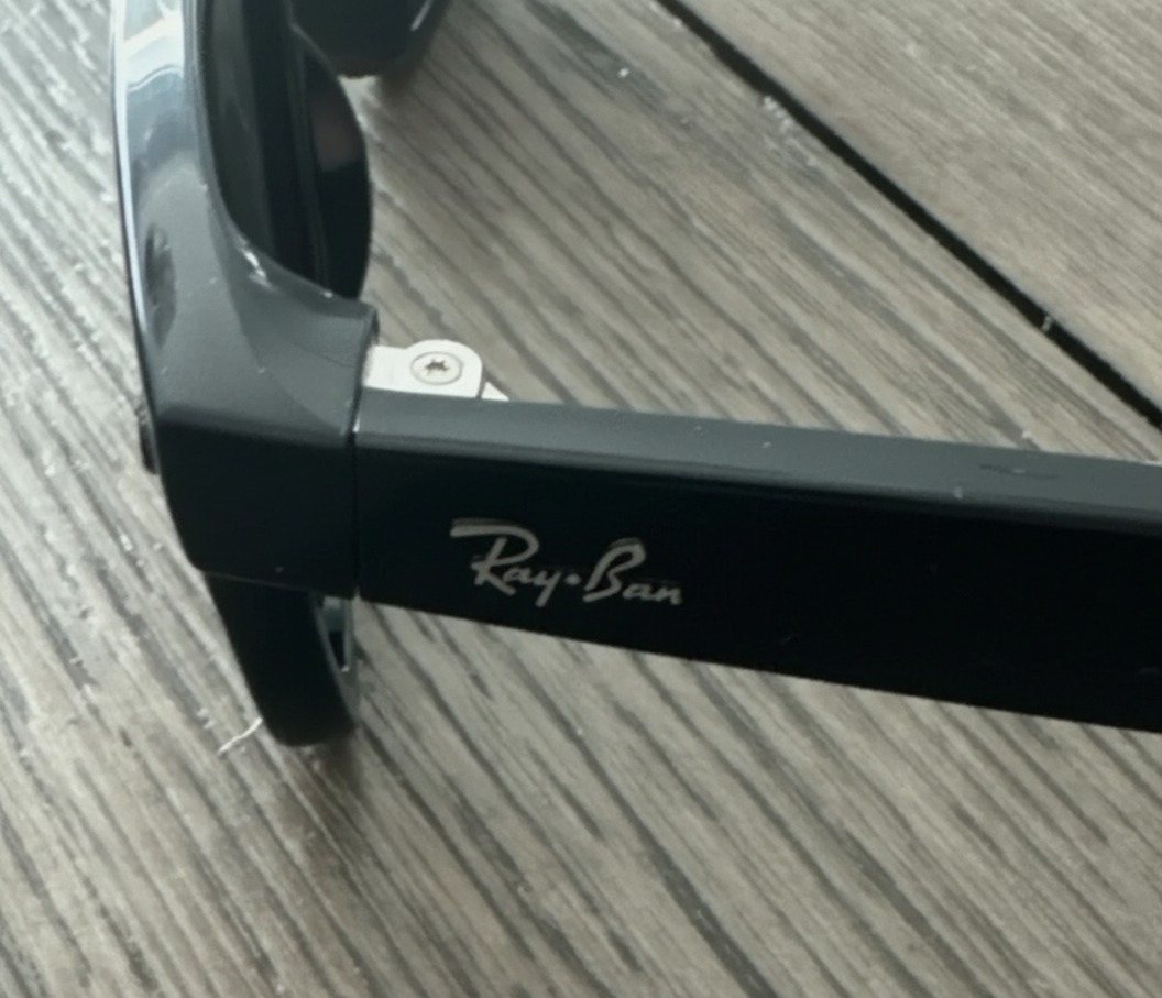 Ray-Ban | Meta Wayfarer Smart Glasses - Black - Like New thumbnail 4