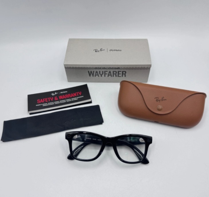 Ray-Ban Meta Wayfarer Smart Glasses RW4006 601/SB 50-22 Shiny Black (Gen 1) thumbnail 1