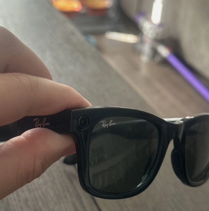 Ray-Ban Meta - Wayfarer (Standard) Smart Glasses - Shiny Black, Clear thumbnail 5