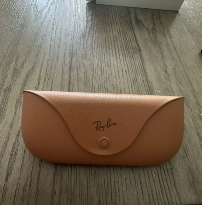 Ray-Ban Meta - Wayfarer (Standard) Smart Glasses - Shiny Black, Clear thumbnail 7