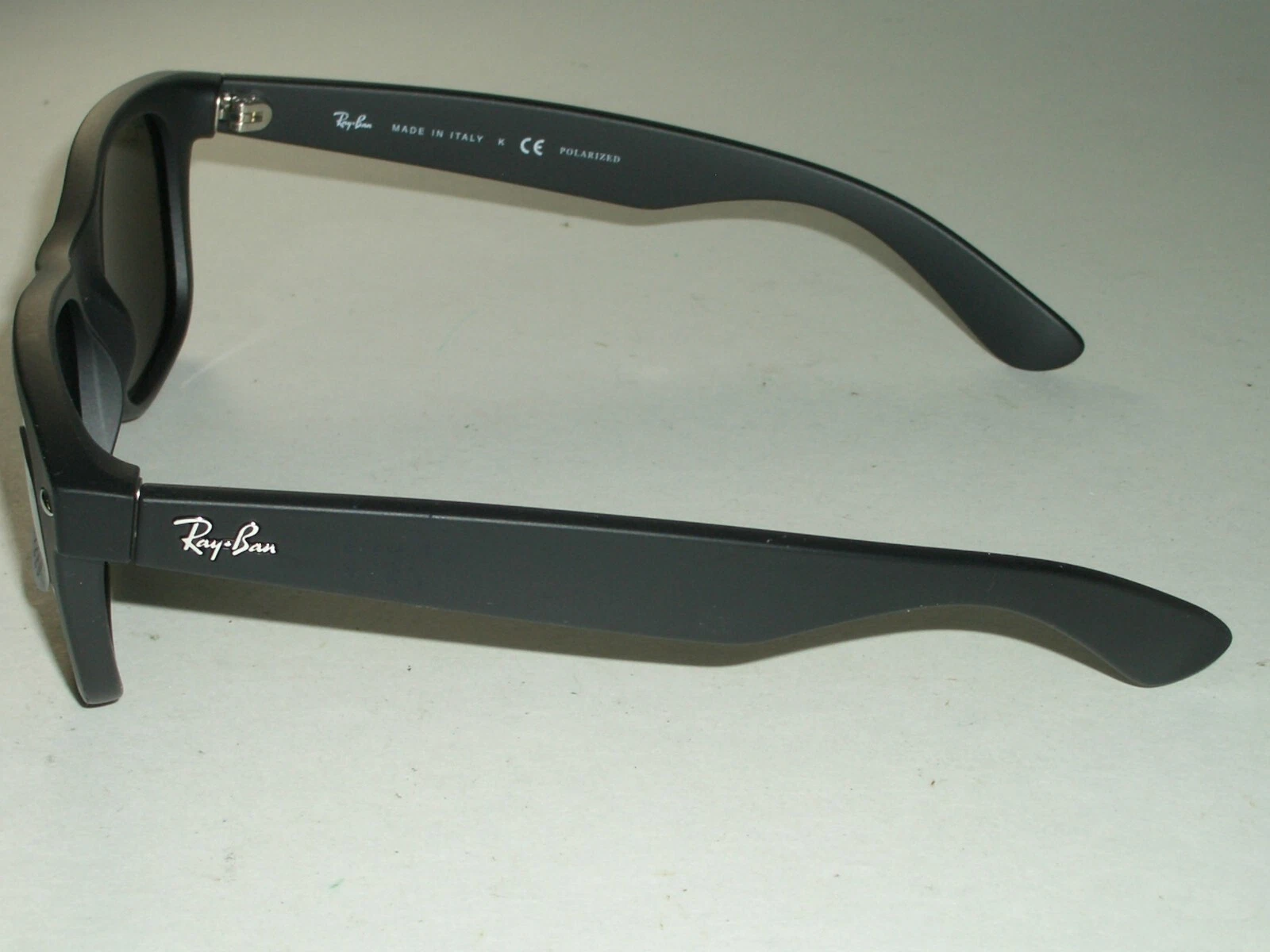 RAY BAN RB2132-55-18 MATTE BLACK POLARIZED CRYSTAL LENS WAYFARER SUNGLASSES NEW thumbnail 4