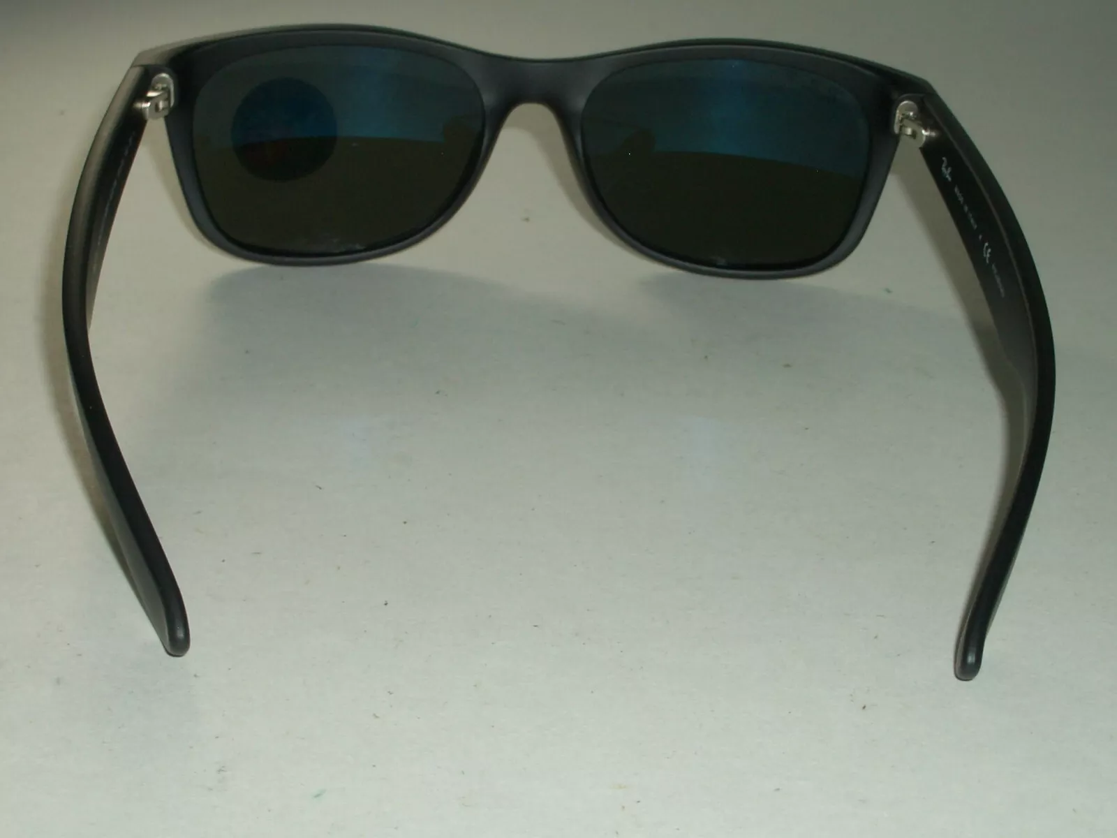 RAY BAN RB2132-55-18 MATTE BLACK POLARIZED CRYSTAL LENS WAYFARER SUNGLASSES NEW thumbnail 6