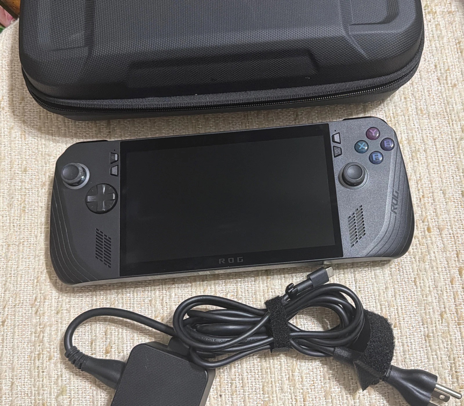 ROG Ally X (RC72LA-ALLYX.Z1X) - Windows 11 Ryzen Z1 24GB RAM 1TB SSD thumbnail 4