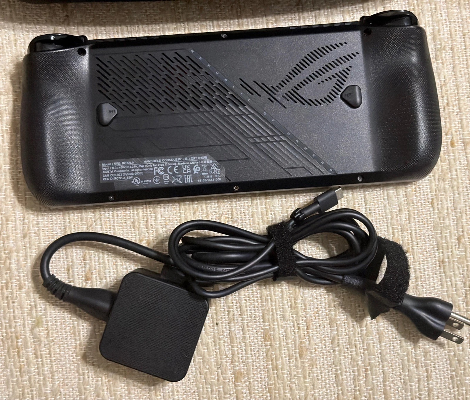 ROG Ally X (RC72LA-ALLYX.Z1X) - Windows 11 Ryzen Z1 24GB RAM 1TB SSD thumbnail 7