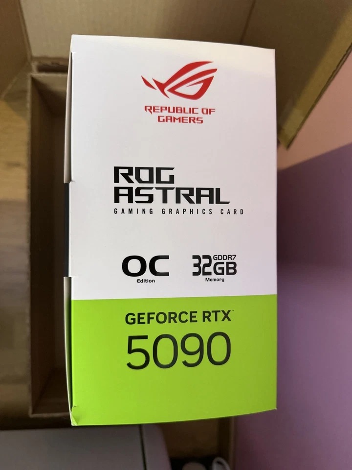 ROG Astral GeForce RTX™ 5090 32GB GDDR7 OC Edition thumbnail 5