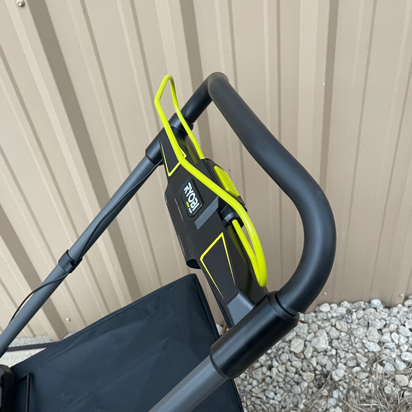 Ryobi RY401017 40V HP Brushless 20 in. Cordless Battery Walk Behind Push Lawn Mower thumbnail 11