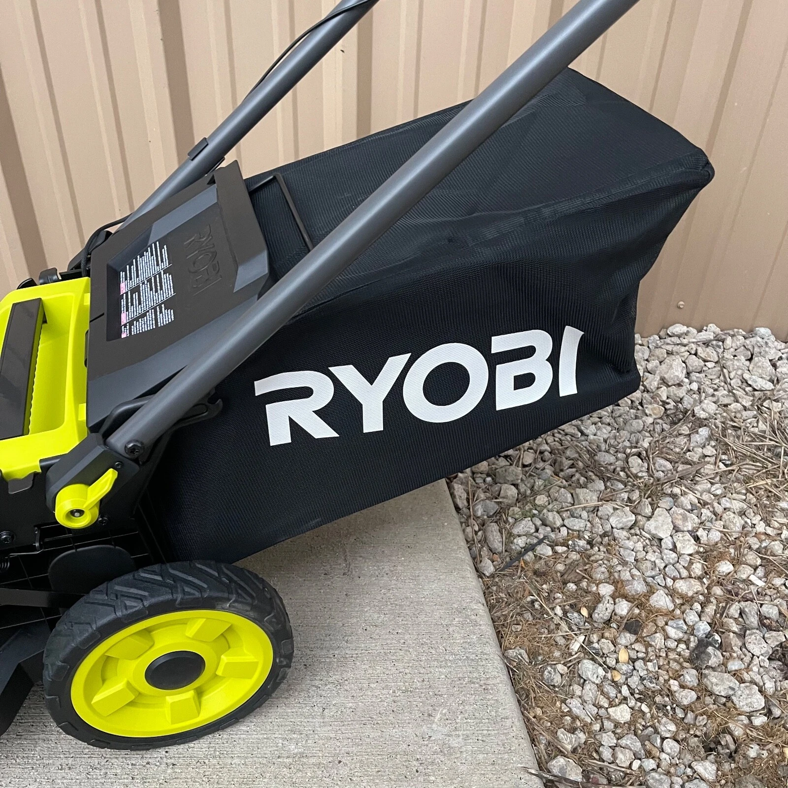 Ryobi RY401017 40V HP Brushless 20 in. Cordless Battery Walk Behind Push Lawn Mower thumbnail 14