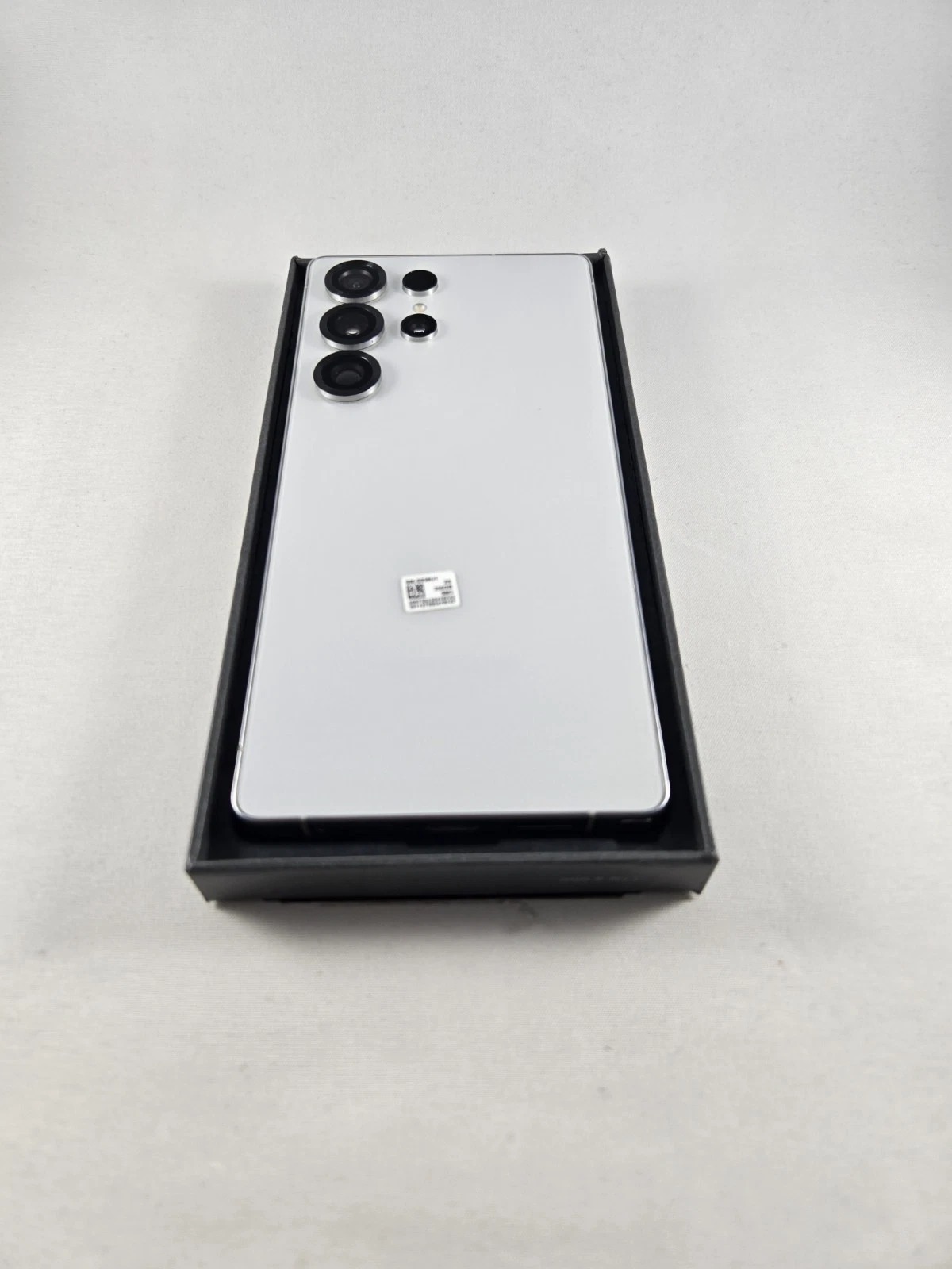 Samsung Galaxy S25 Ultra 256GB Silver white Unlocked thumbnail 2