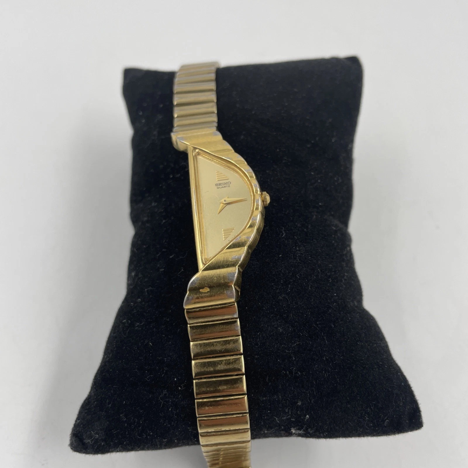 SEIKO “Half Moon” Vintage Watch (1F20-5D59) 6-6.75”W-Battery-Looks Good thumbnail 12